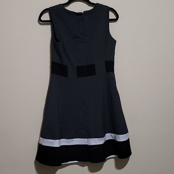 Calvin Klein Gray ColorBlock Dress Sz 4 - Picture 6 of 8